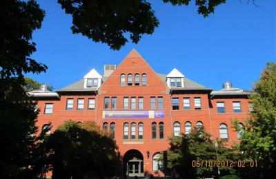 美国本科(美国本科读几年?)