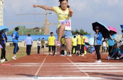 运动会加油稿50字(运动会加油稿50字左右)