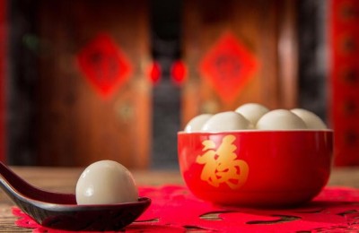 拜年祝福语(拜年祝福语一帆风顺二什么三什么)