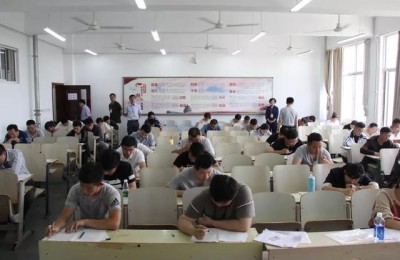 二级建造师2年经验是啥(二级建造师需要两年工作经验是什么意思)