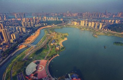 二级建造师报考湖南中级职称(湖南土建中级职称报考)