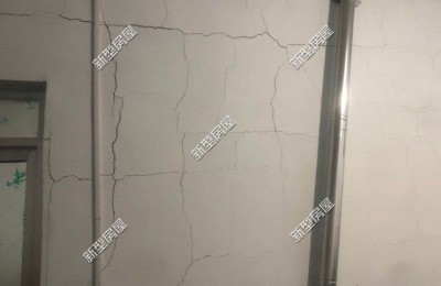 工程队(工程队接到一项工程,投入80台挖掘机)