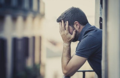 一个人久了(一个人久了经典句子)