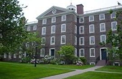 常春藤名校(常春藤名校什么意思)