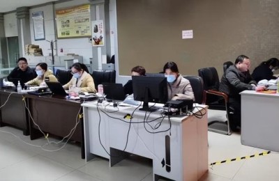 考二级建造师哪里报名人数(今年报考二级建造师人数)