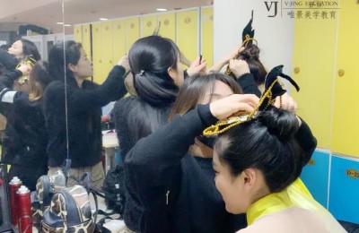 化妆培训中心(化妆美容培训学校)
