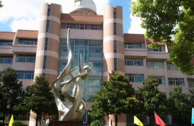 高一语文期中试卷(2020一2021高一语文期中试卷)