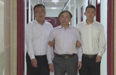 外逃4年后，国投电力原党委书记郭启刚回国投案